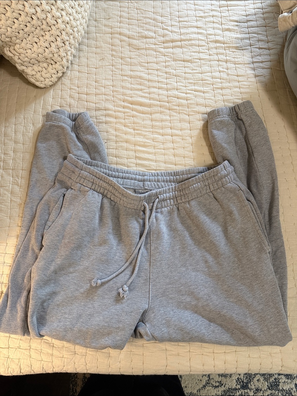 Aritzia TNA Boyfriend Sweats